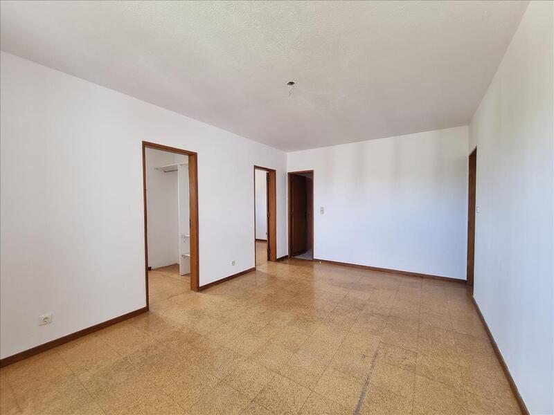 Apartamento T2 Santo António de Cavaleiros (Loures) - Image 6