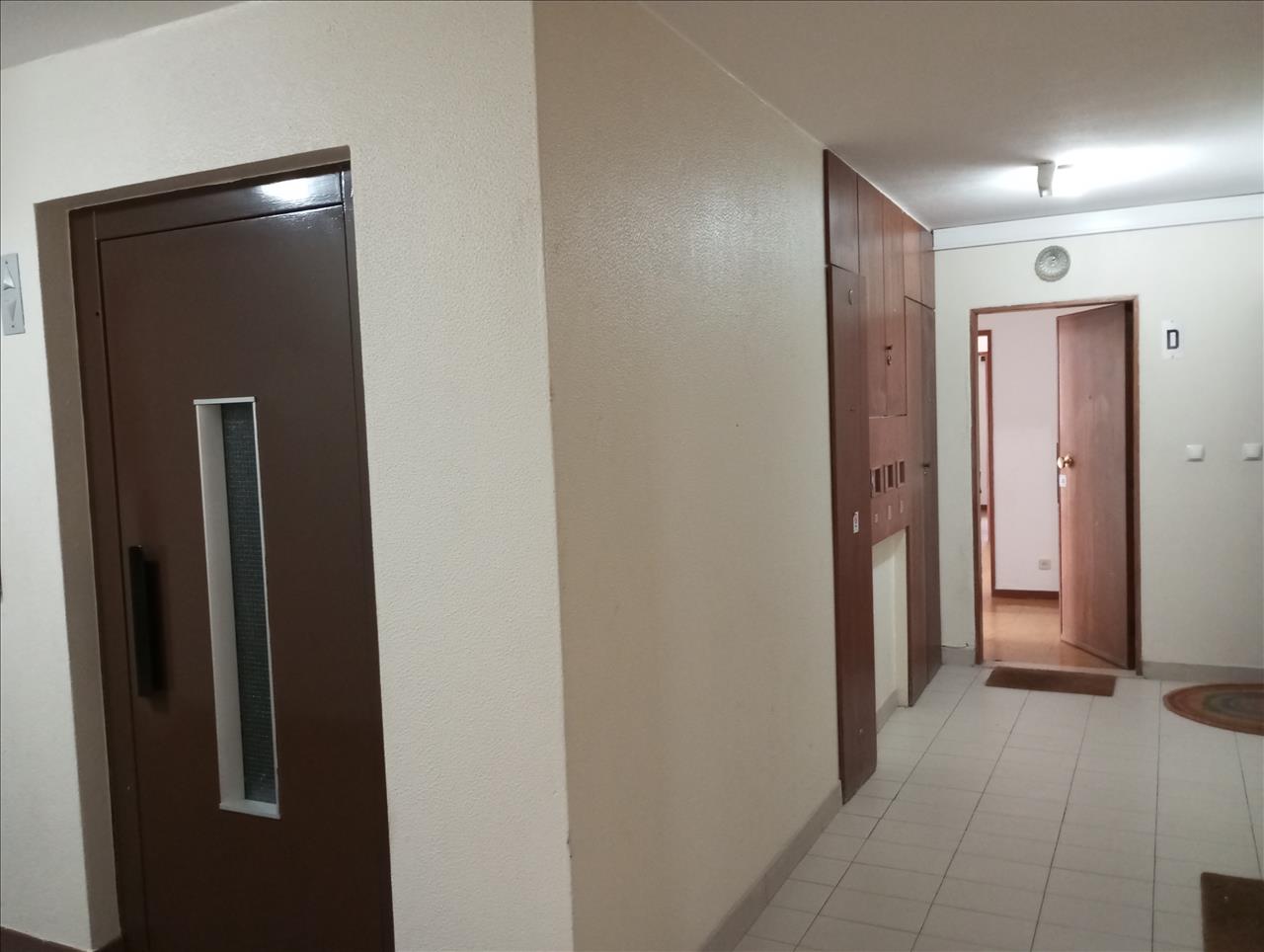 Apartamento T2 Santo António de Cavaleiros (Loures) - Image 3