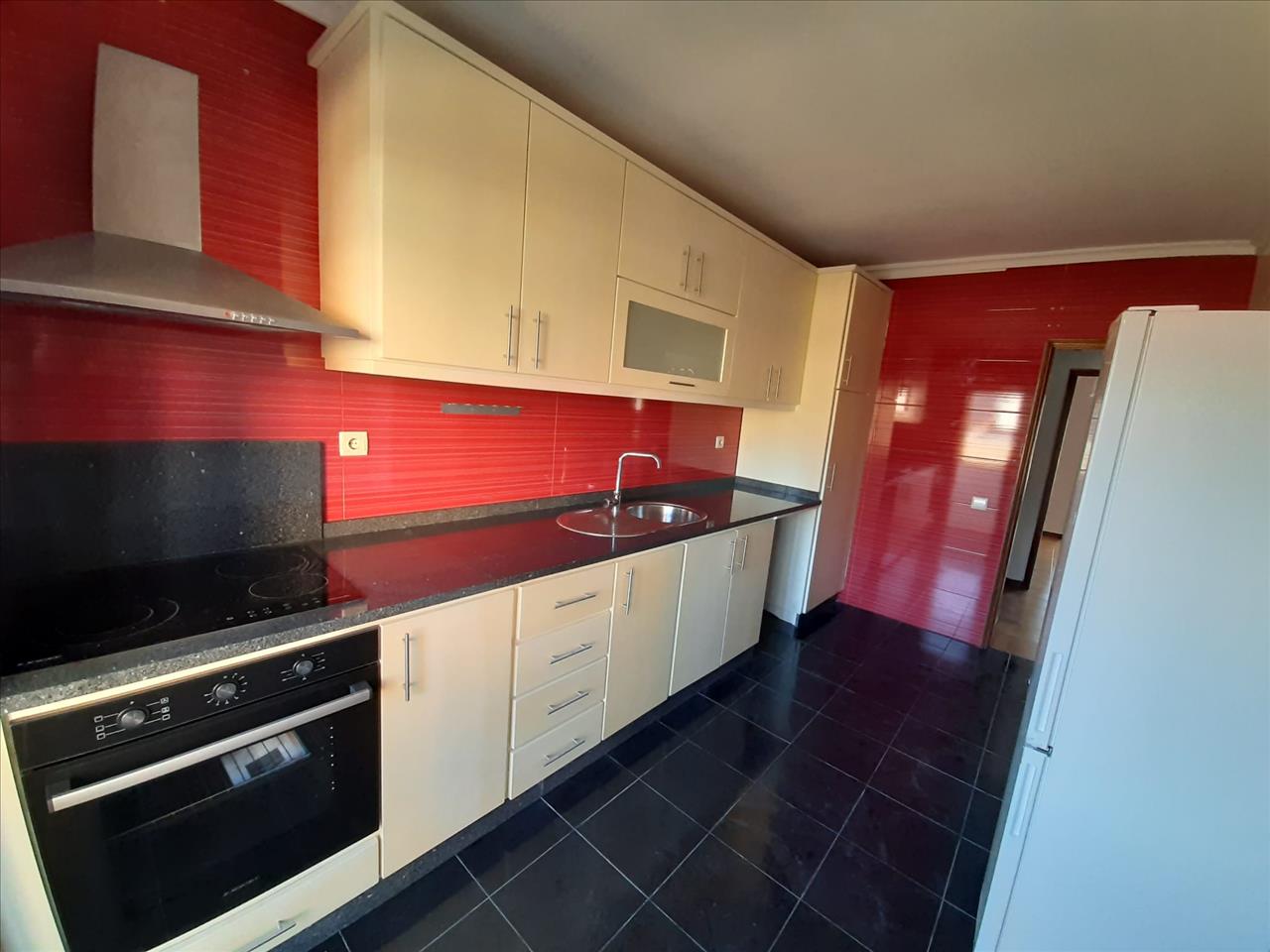 Apartamento T3 em Baguim do Monte, Gondomar - Frente Lidl - Image 6