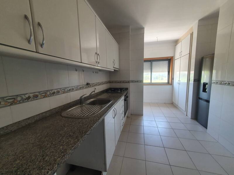 Apartamento T2 em Rio Tinto com 116m² com Varanda - Image 5