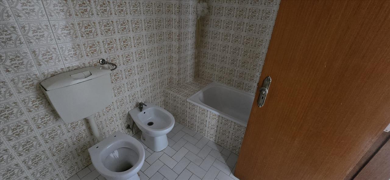 undefined - Image 8
