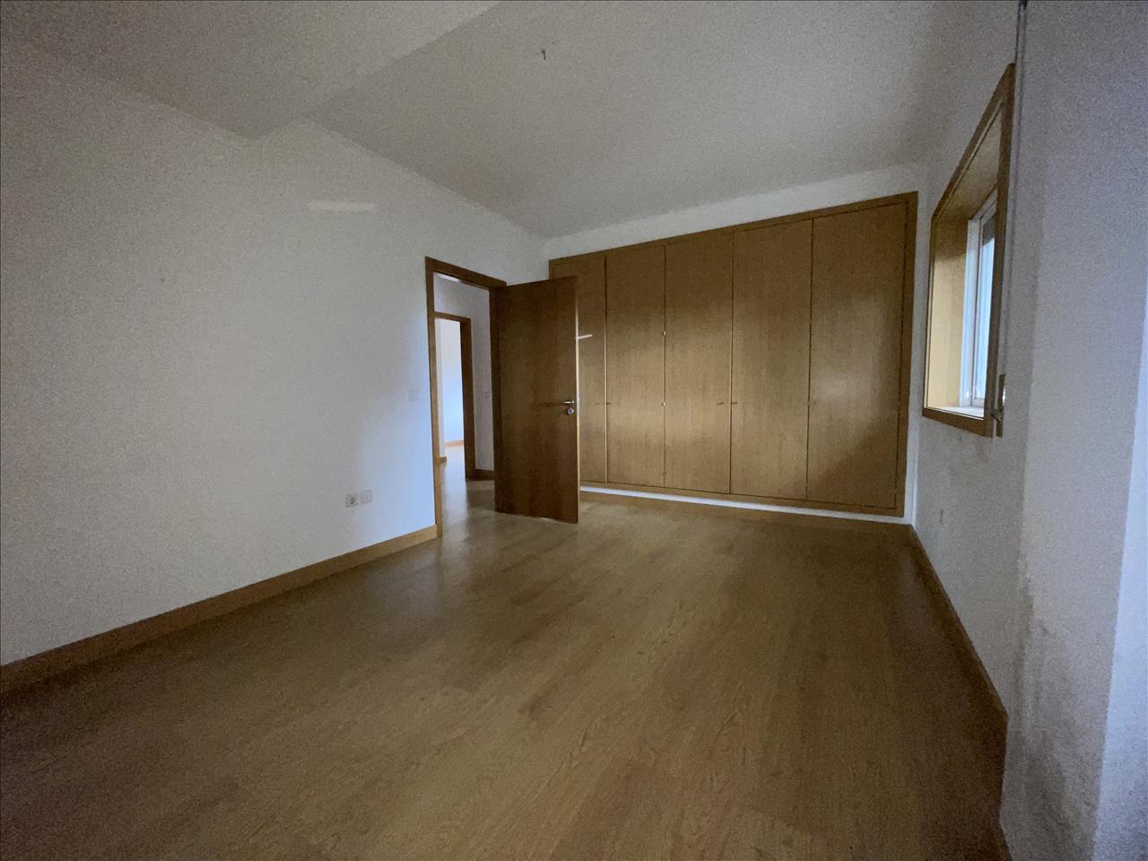 Apartamento T3 - Santa Maria da Feira - Image 12