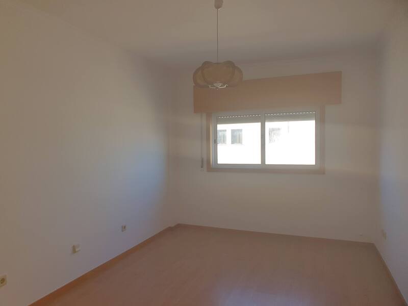 Apartamento T2 centro de Gondomar - à C.M. Gondomar - Image 8