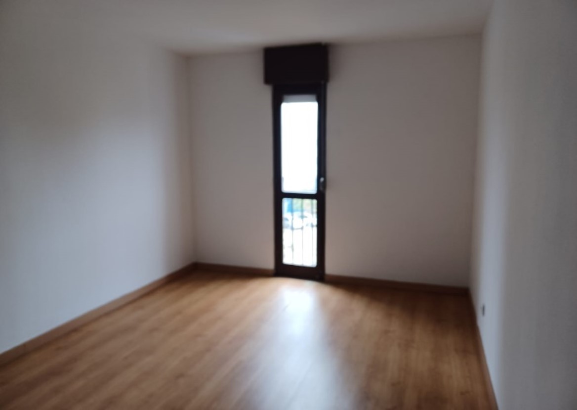 Apartamento T3 com 89 m² na Rua Bernardo Santareno – Miratejo - Image 7
