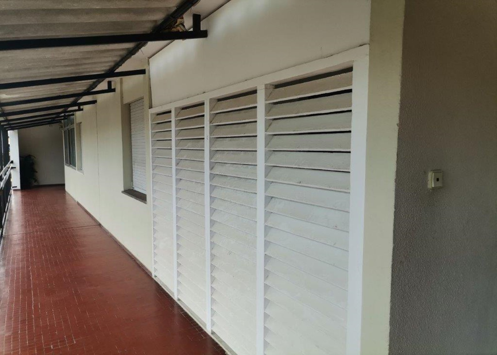 Apartamento T3 com 89 m² na Rua Bernardo Santareno – Miratejo - Image 14