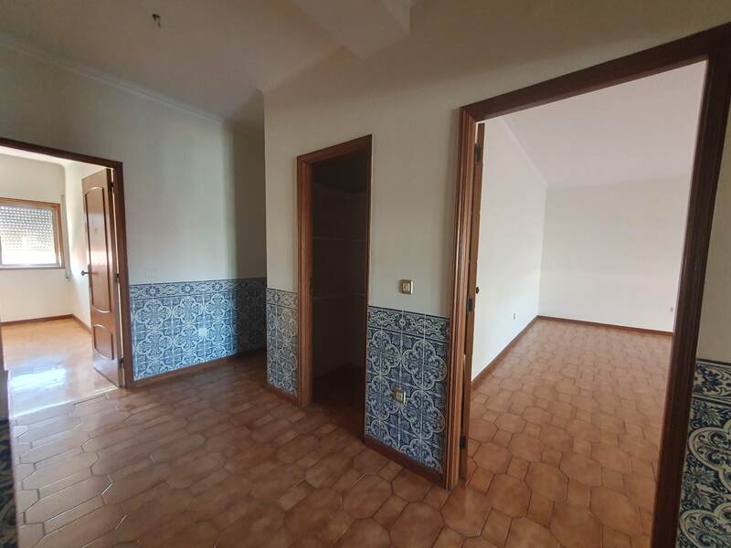 Apartamento T3 em Ermesinde - Valongo - Boas àreas - Image 2