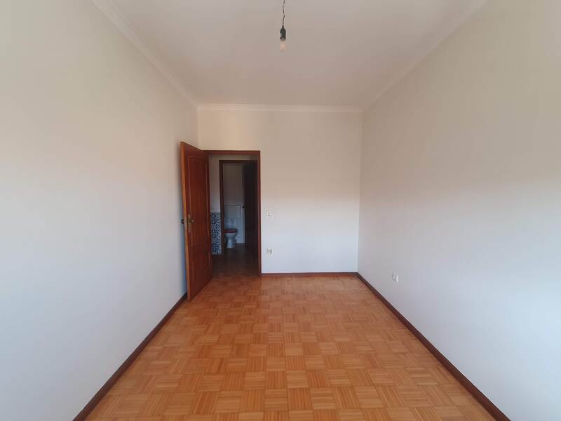 Apartamento T3 em Ermesinde - Valongo - Boas àreas - Image 7