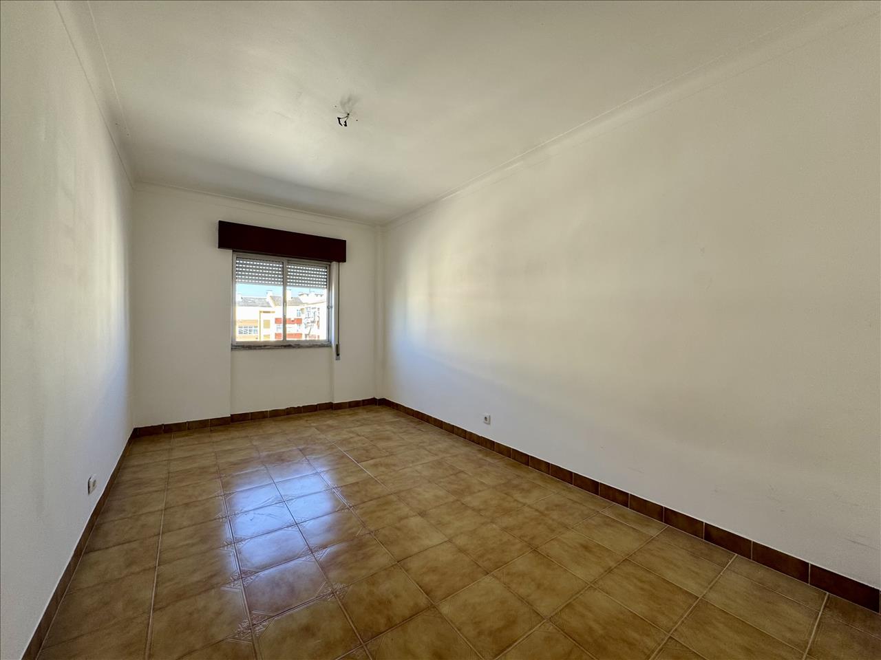 undefined - Image 16