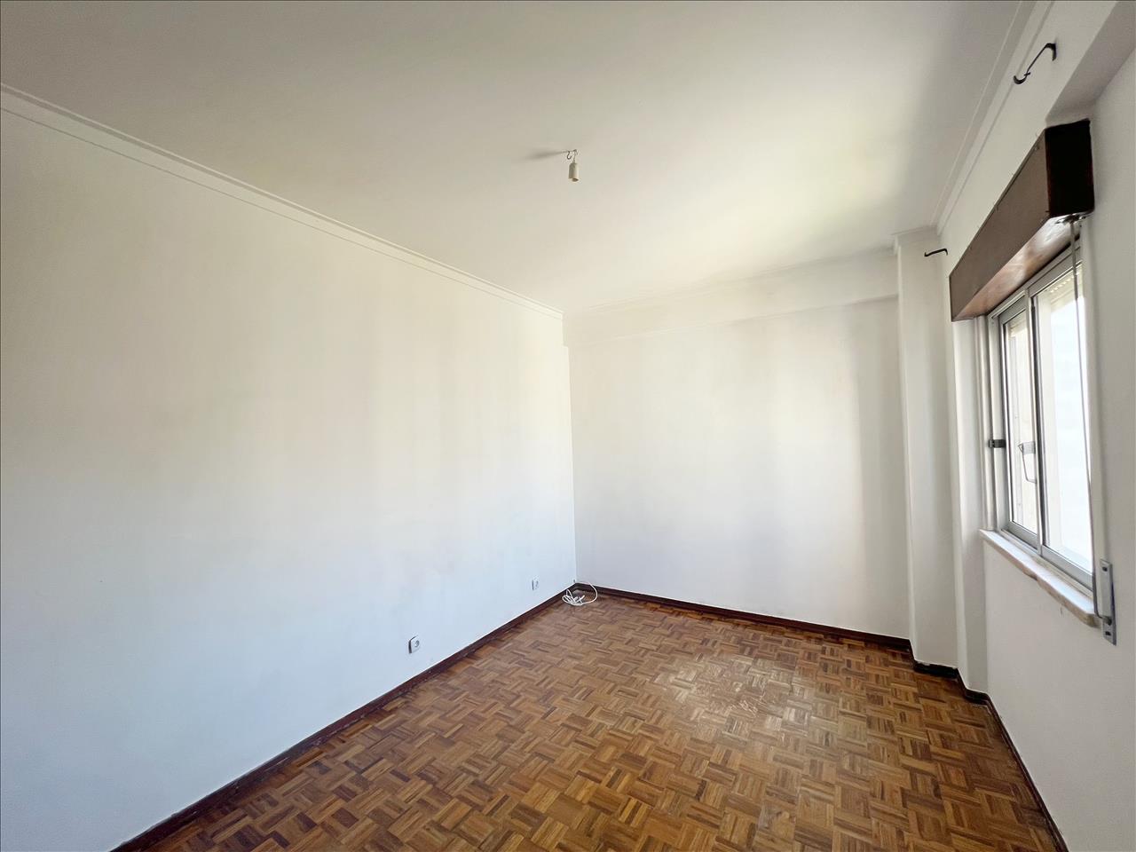 undefined - Image 10