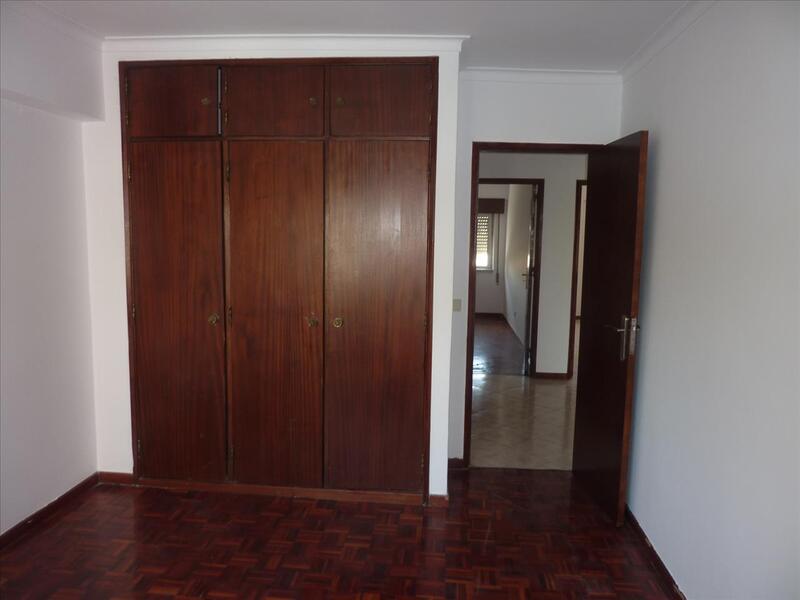 IMÓVEL ARRENDADO ATÉ JUNHO 2026 Apartamento T2 - Image 13