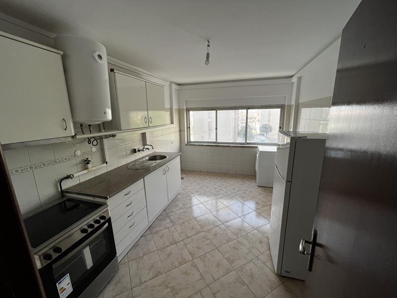 IMÓVEL ARRENDADO ATÉ JUNHO 2026 Apartamento T2 - Image 6