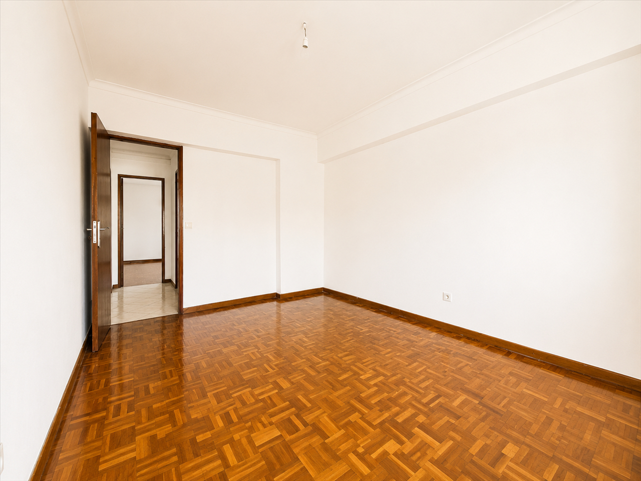 undefined - Image 9