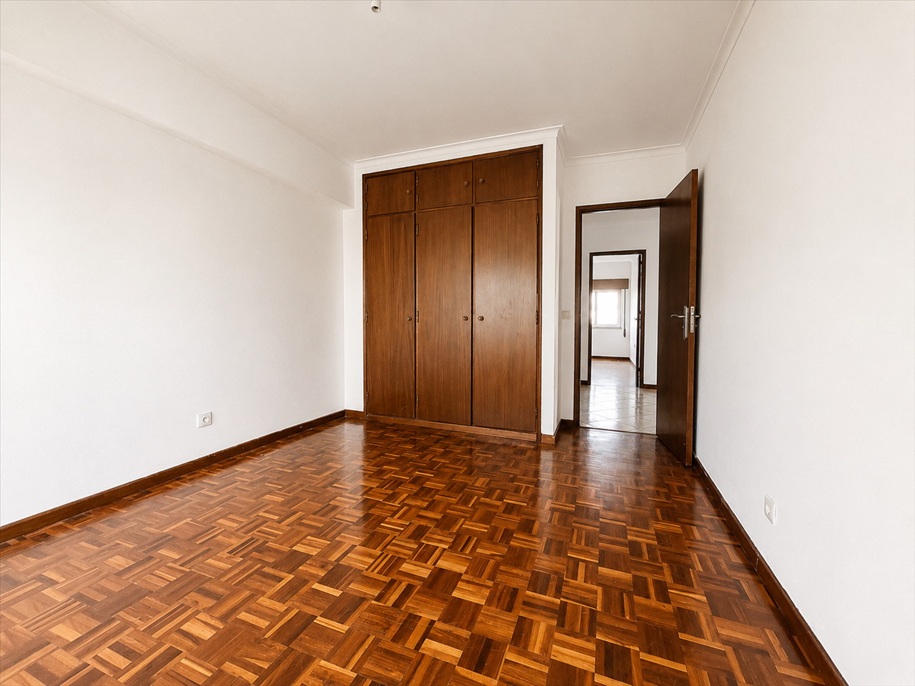undefined - Image 7