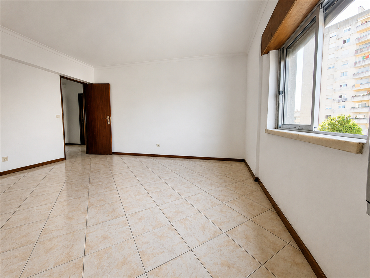 undefined - Image 3