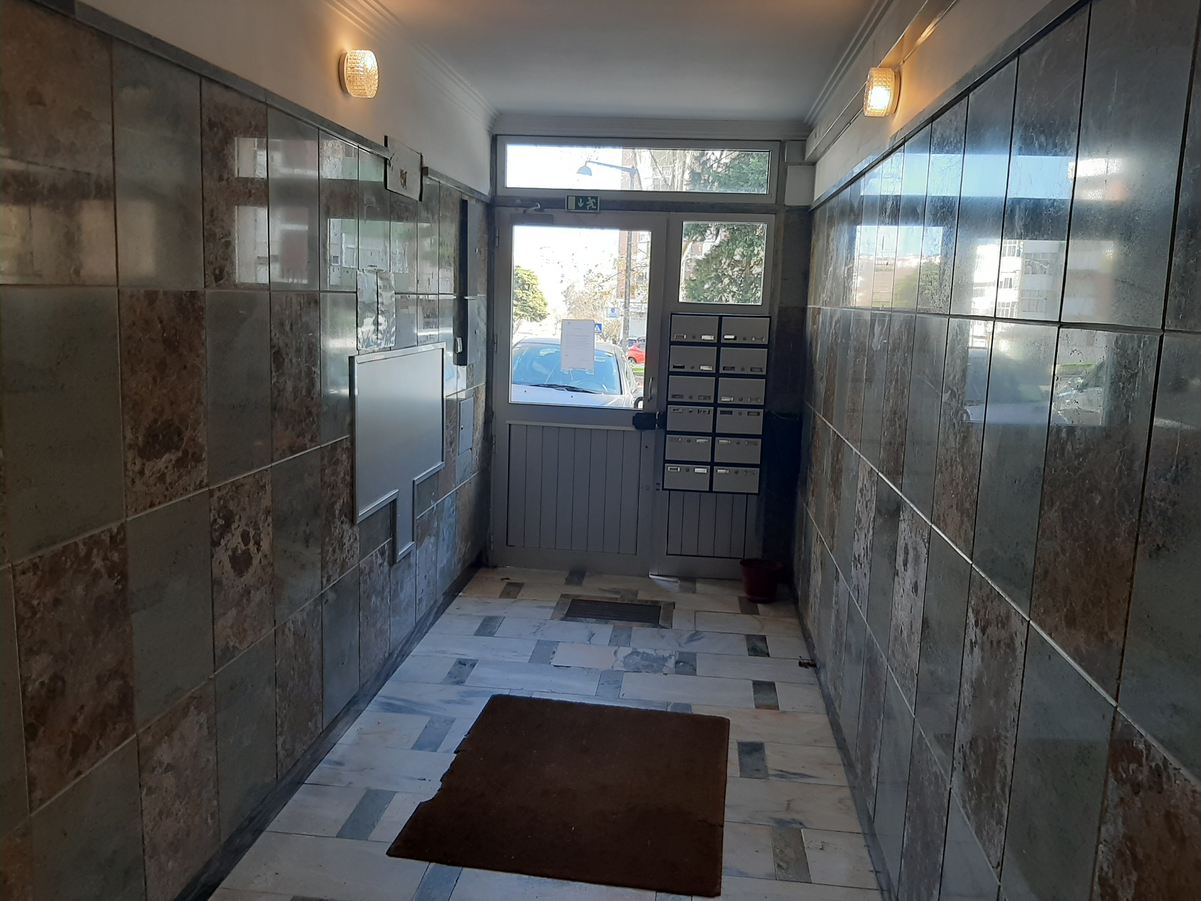 Apartamento T2 Rio de Mouro - Image 3