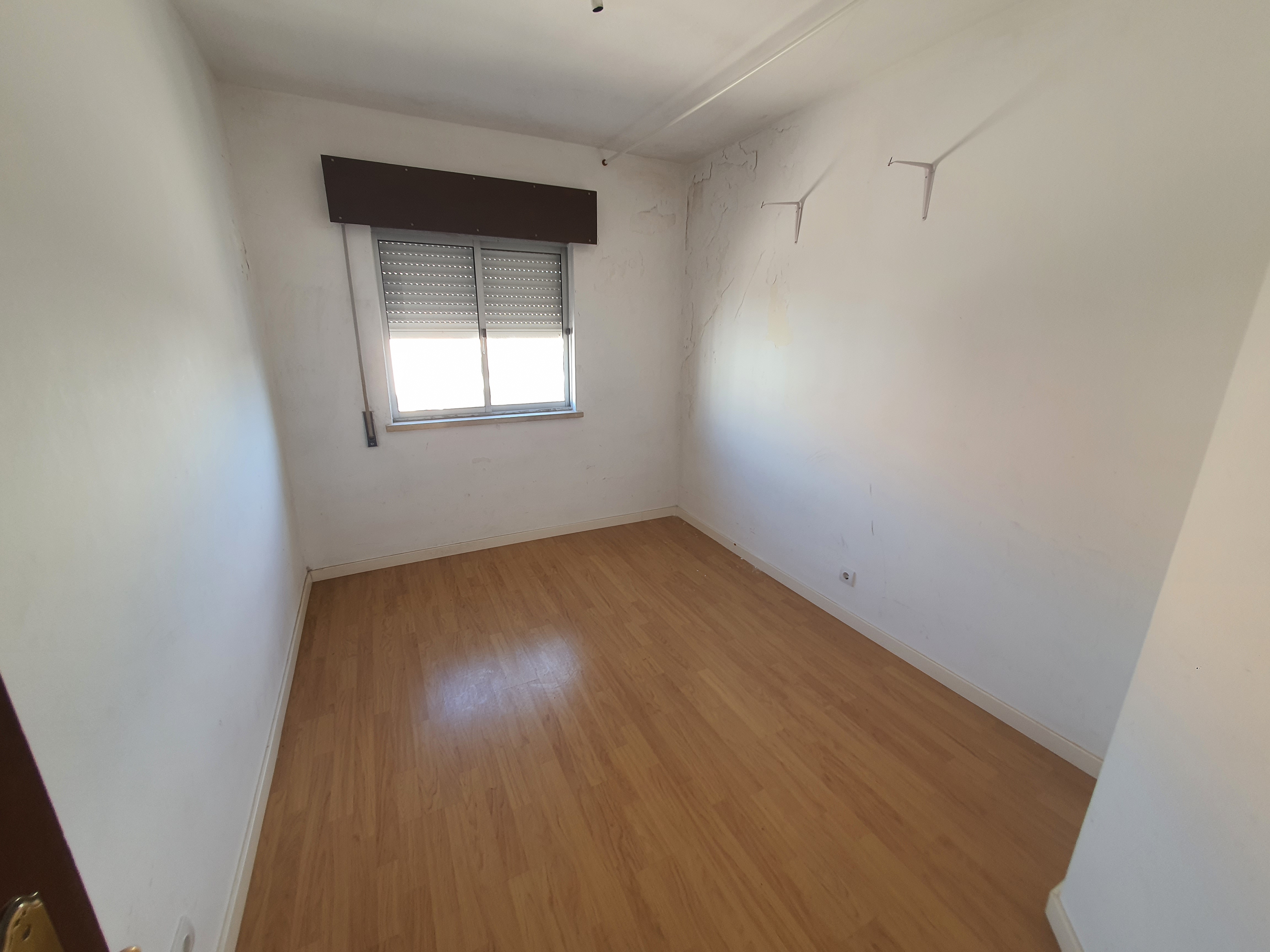 undefined - Image 8