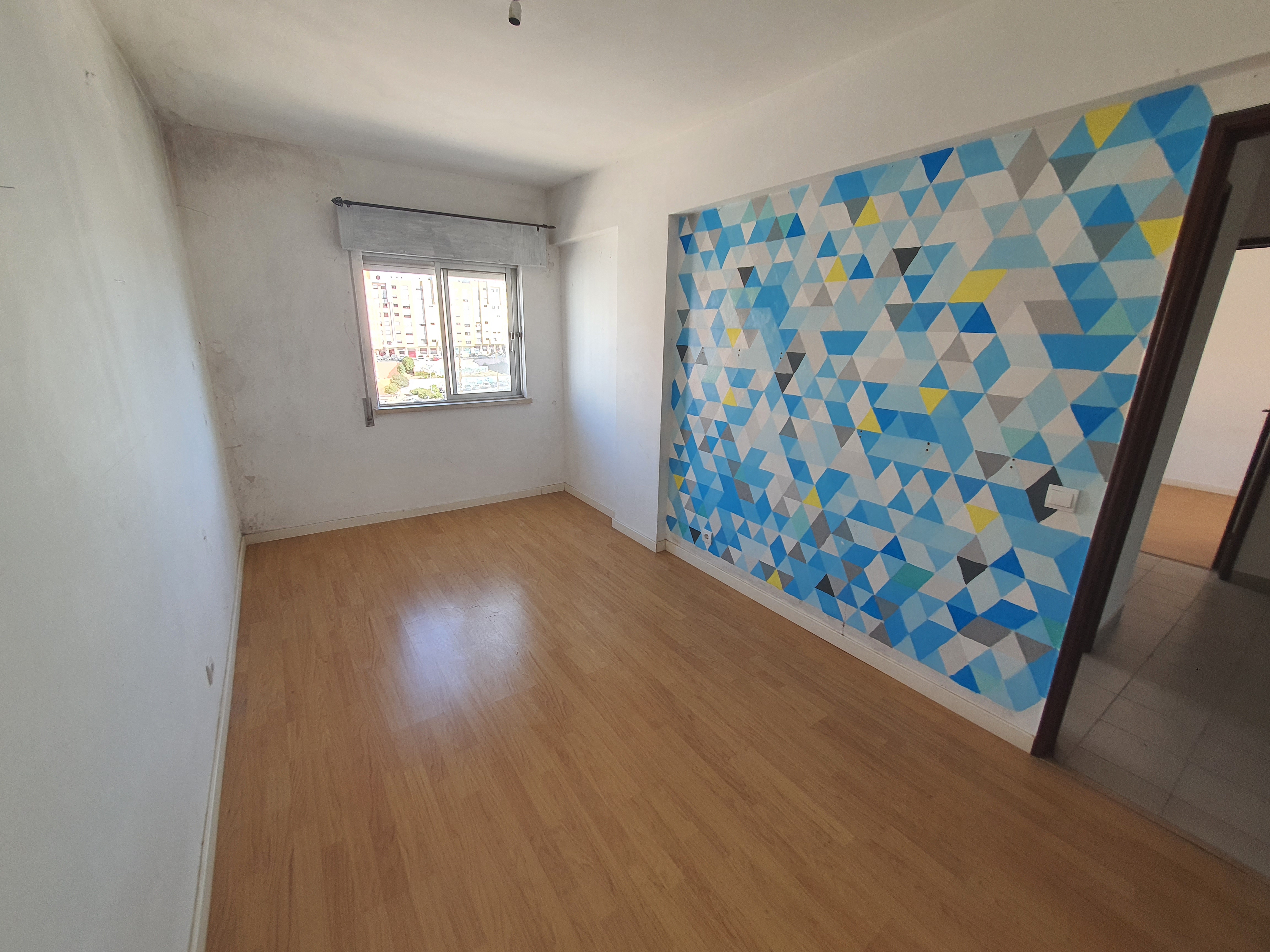 undefined - Image 6