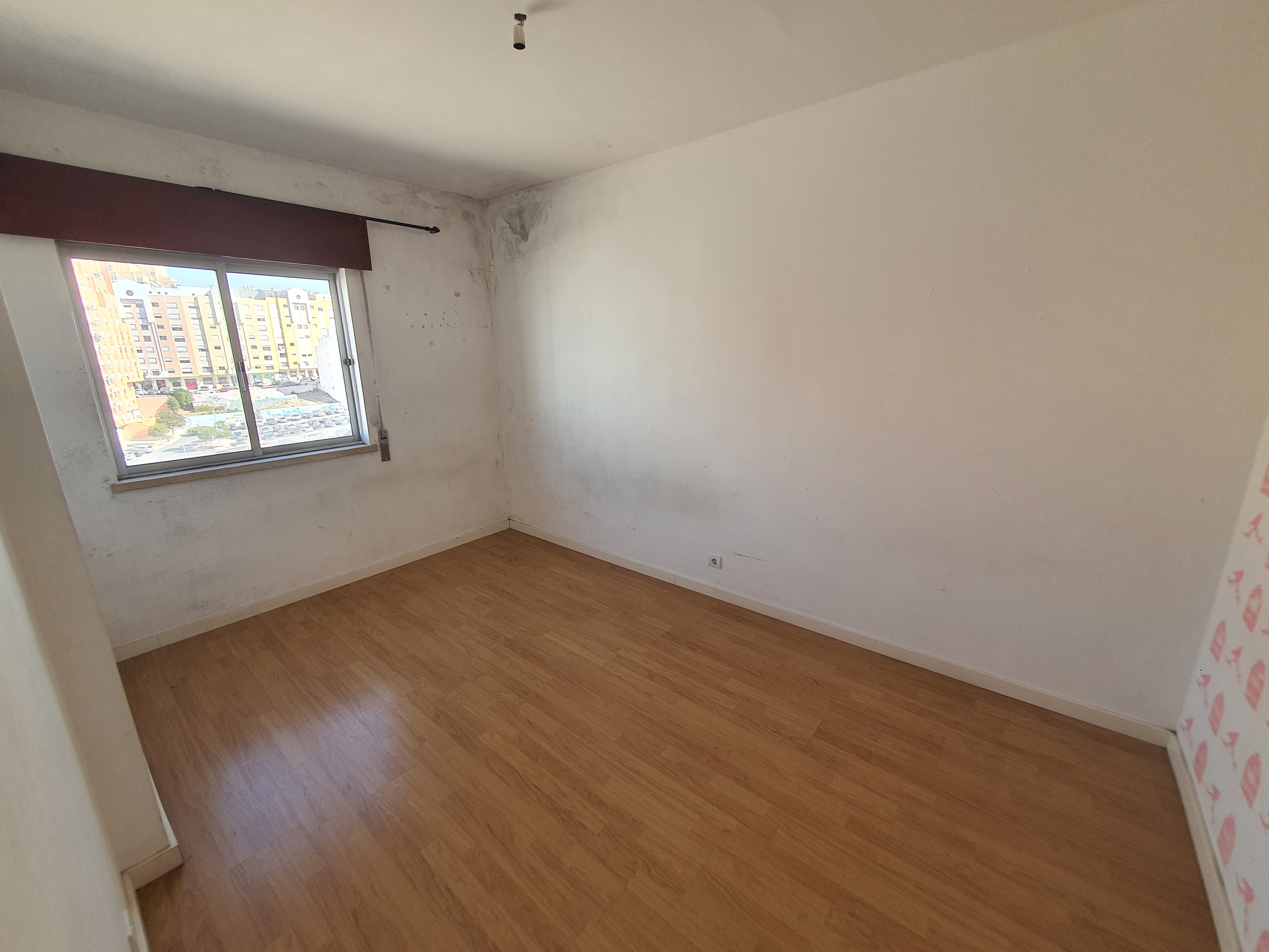 undefined - Image 5
