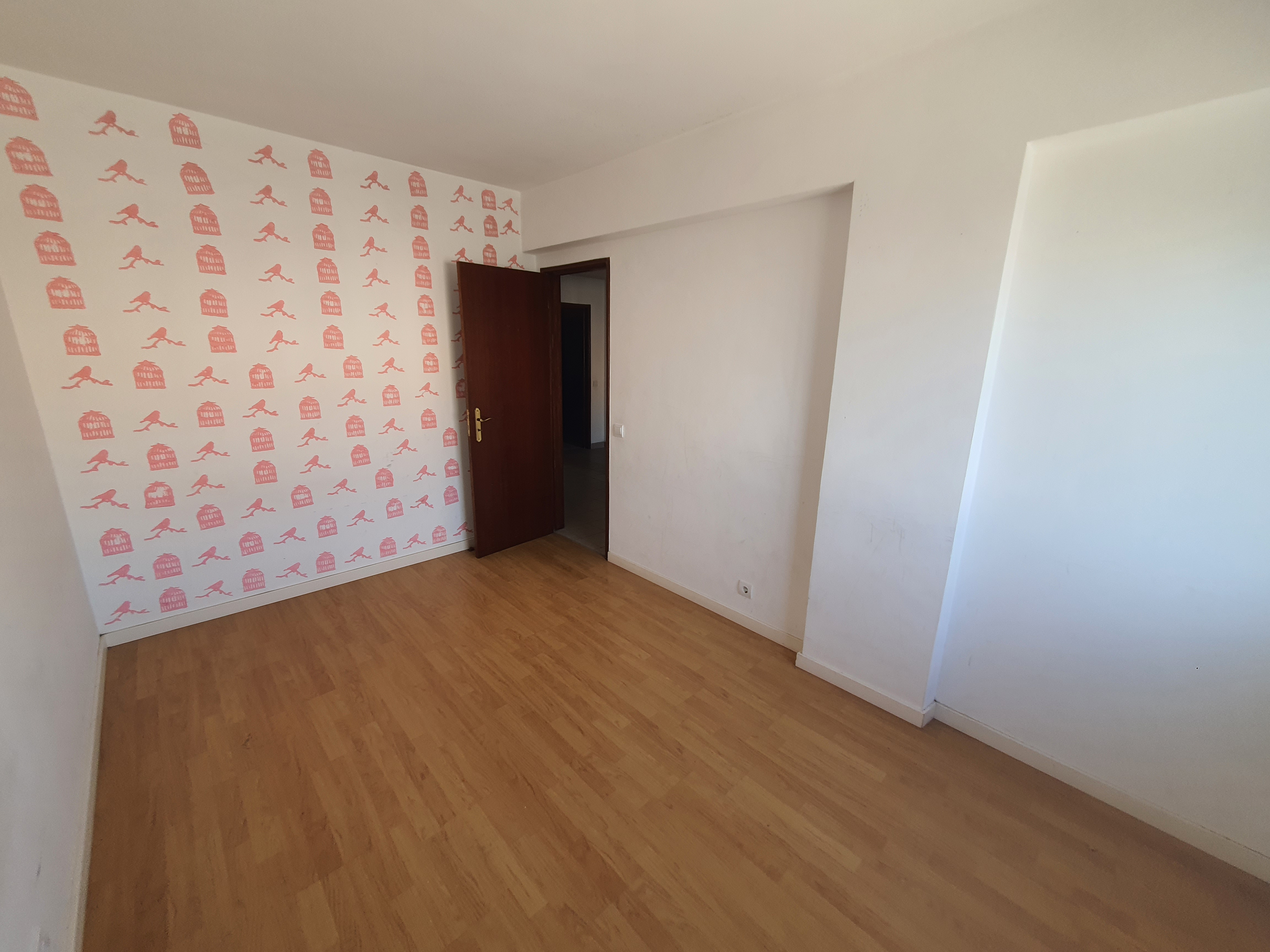 undefined - Image 4