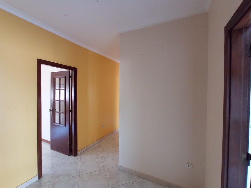 undefined - Image 2
