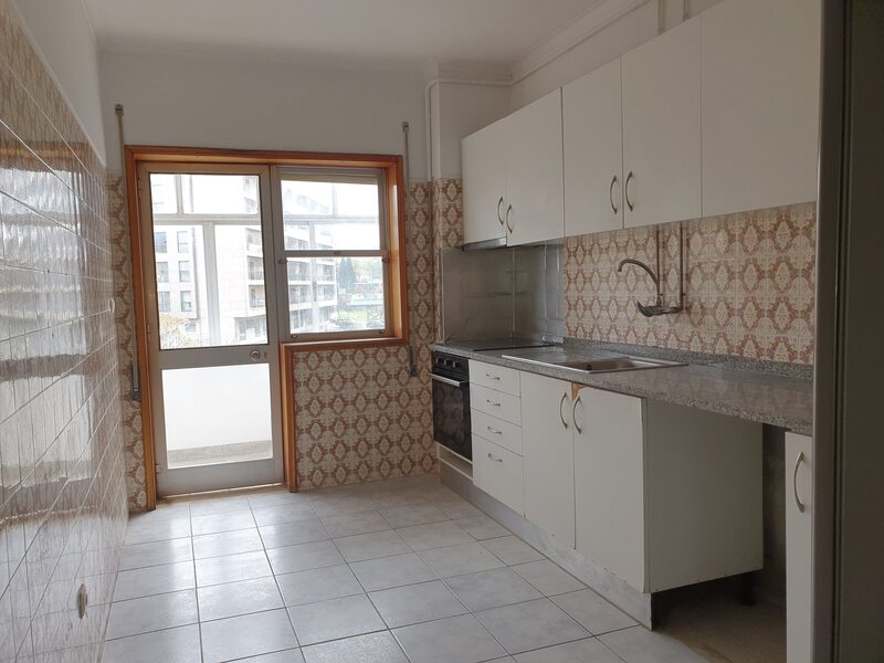 Apartamento T3 Duplex - Oportunidade de Investimento - Image 6
