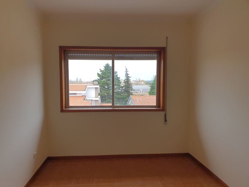 Apartamento T3 Duplex - Oportunidade de Investimento - Image 10