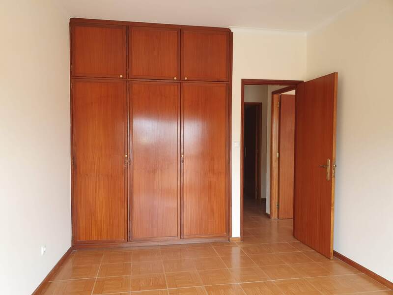 Apartamento T3 Duplex - Oportunidade de Investimento - Image 9