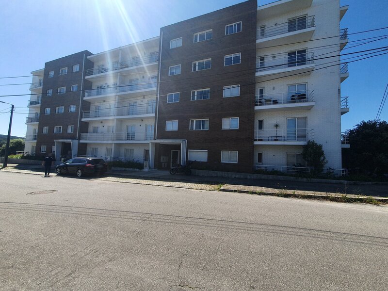 Apartamento T2 em Ermesinde, Valongo - Boas áreas e acessibilidades - Image 1