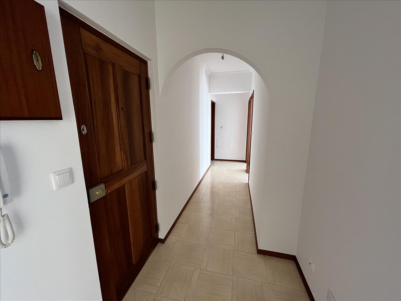 Apartamento T2 no Cacém - Image 3