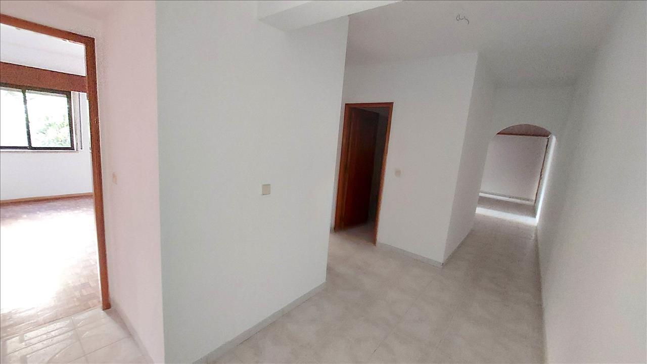 Apartamento T3 - Algueirão Mem-Martins - Image 9