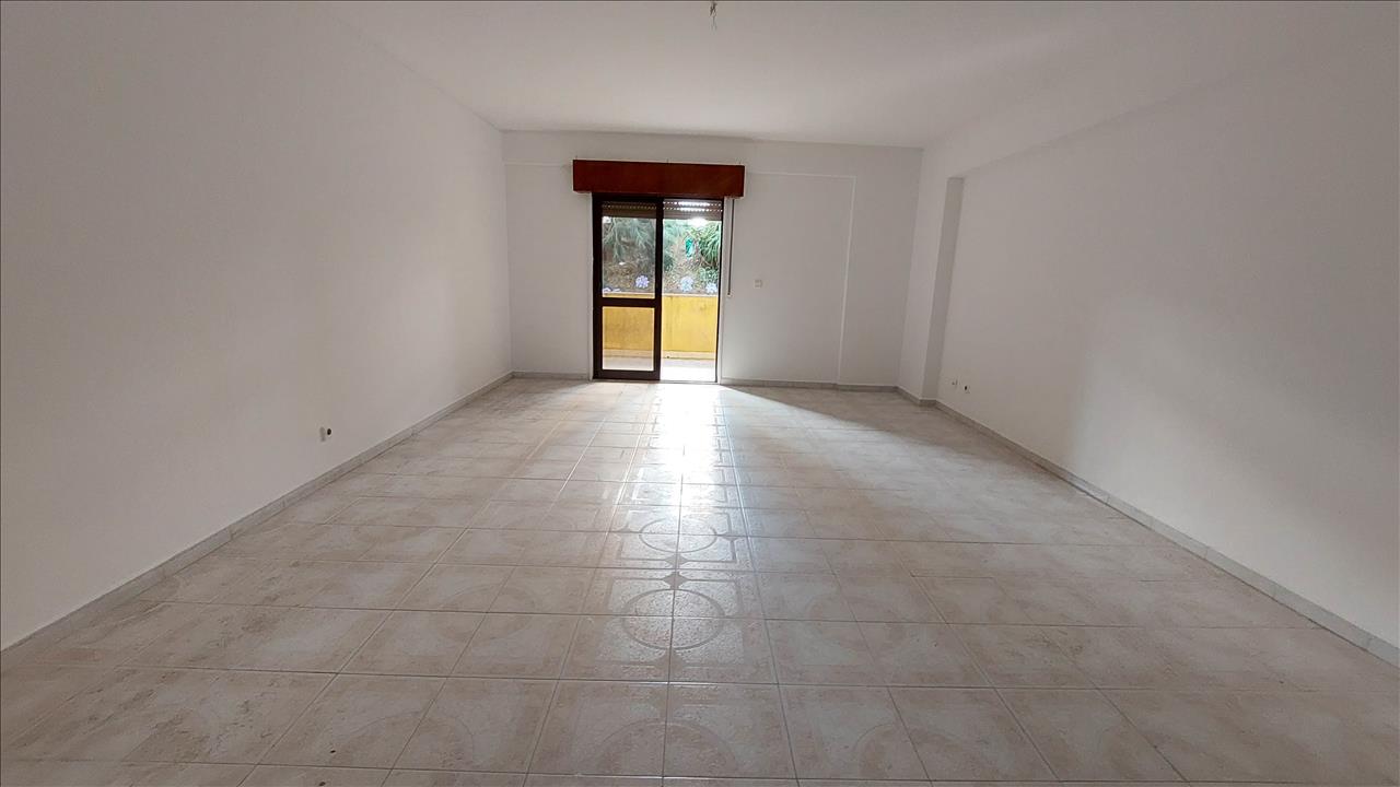 Apartamento T3 - Algueirão Mem-Martins - Image 1