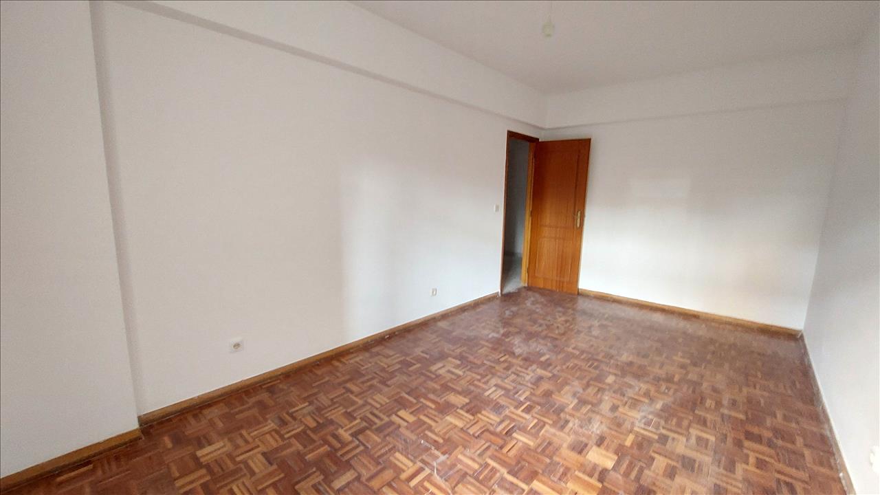Apartamento T3 - Algueirão Mem-Martins - Image 15