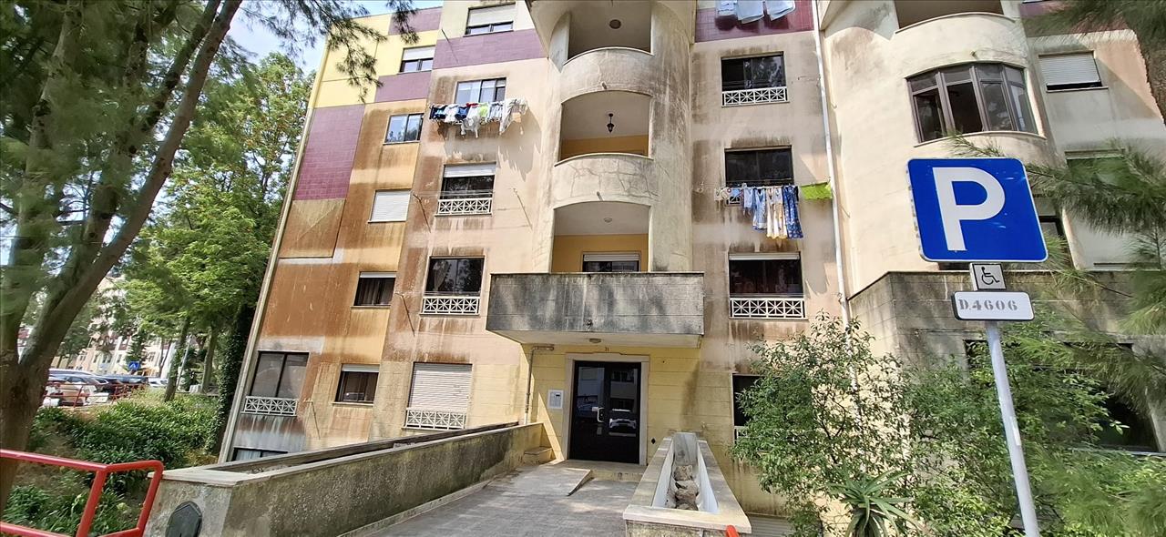 Apartamento T3 - Algueirão Mem-Martins - Image 19