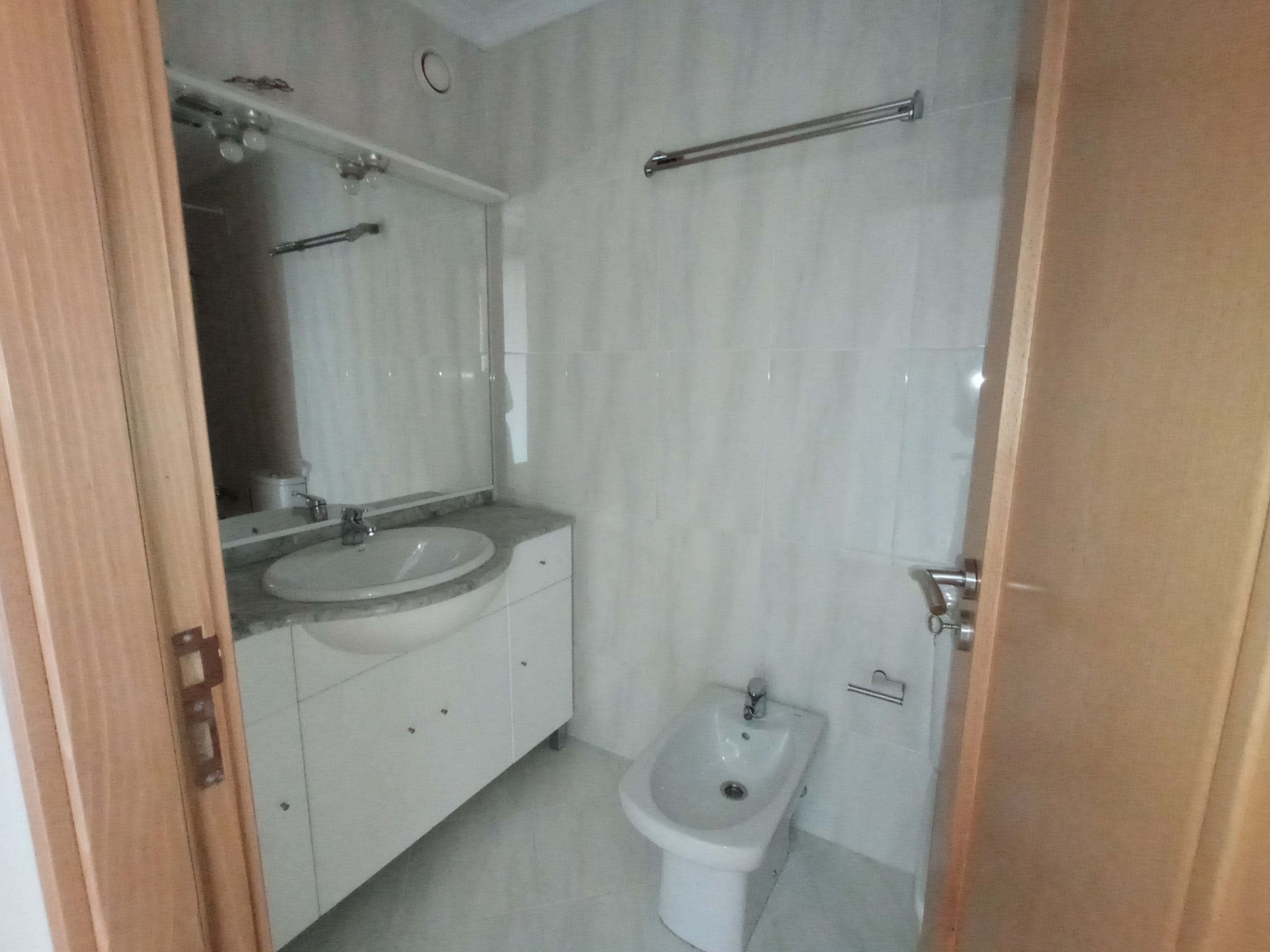 Apartamento T1 com elevador e garagem - Paranhos - Porto - Image 17