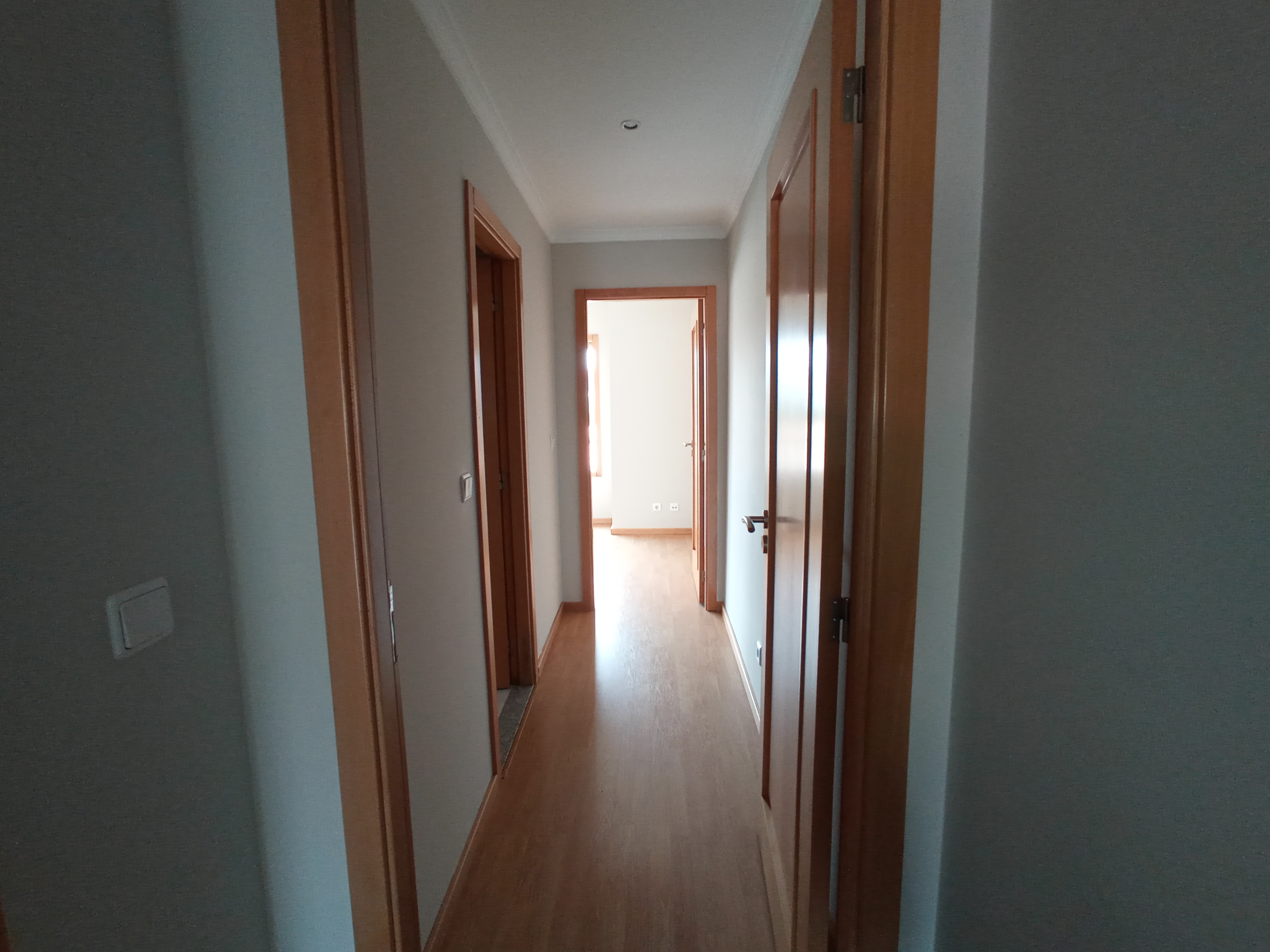 Apartamento T1 com elevador e garagem - Paranhos - Porto - Image 15