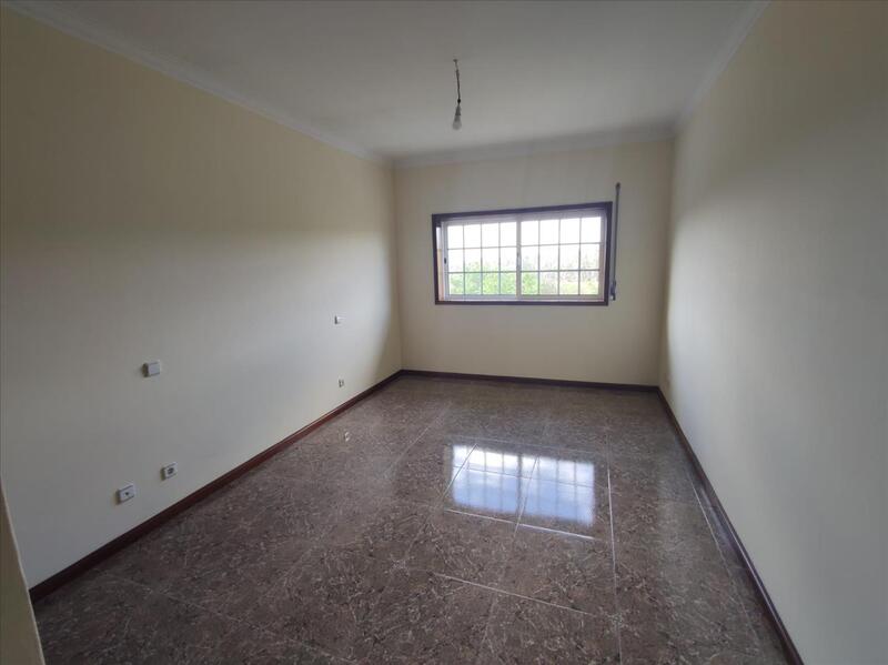 Excelente Oportunidade de Investimento - Apartamento T3 na Carregosa, Oliveira de Azeméis - Image 10