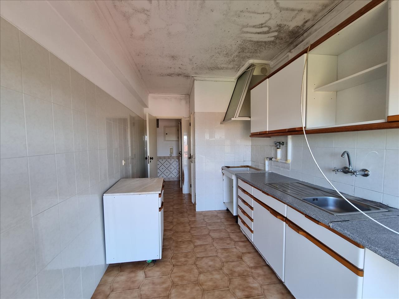 Apartamento T2 São Domingos de Rana - Image 5
