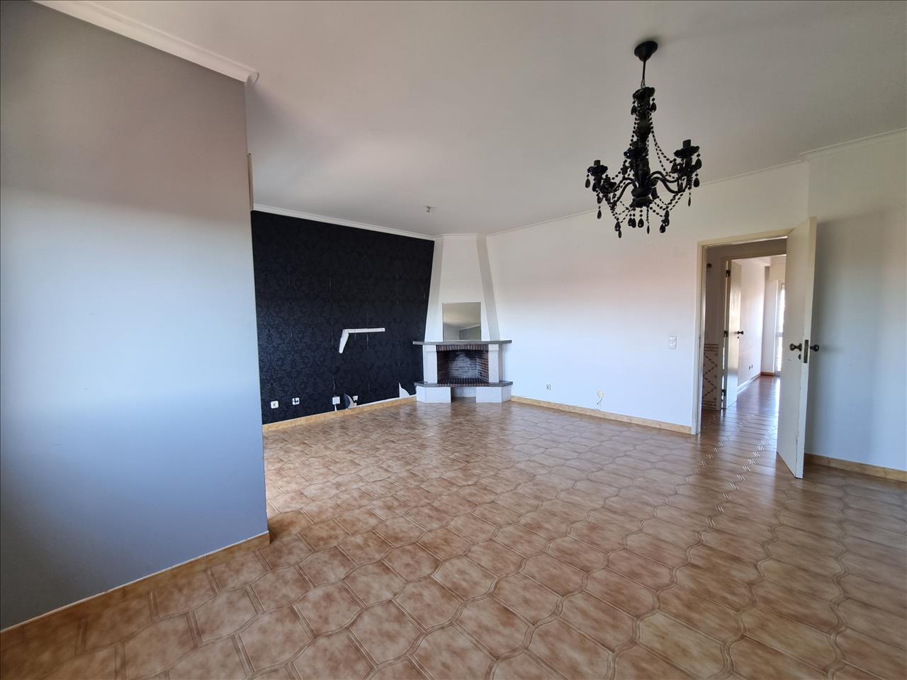 Apartamento T2 São Domingos de Rana - Image 3