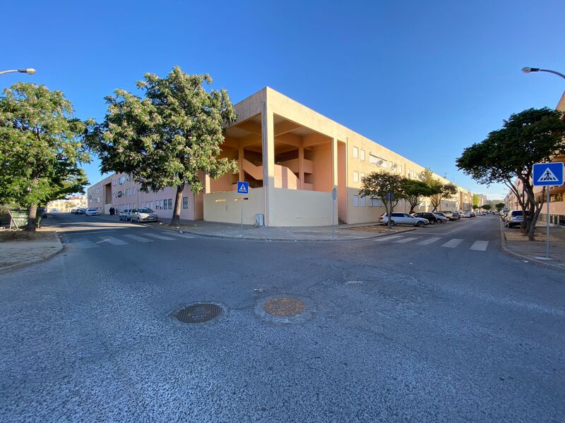 Apartamento T2 Setúbal | Imóvel Ocupado  - Image 3
