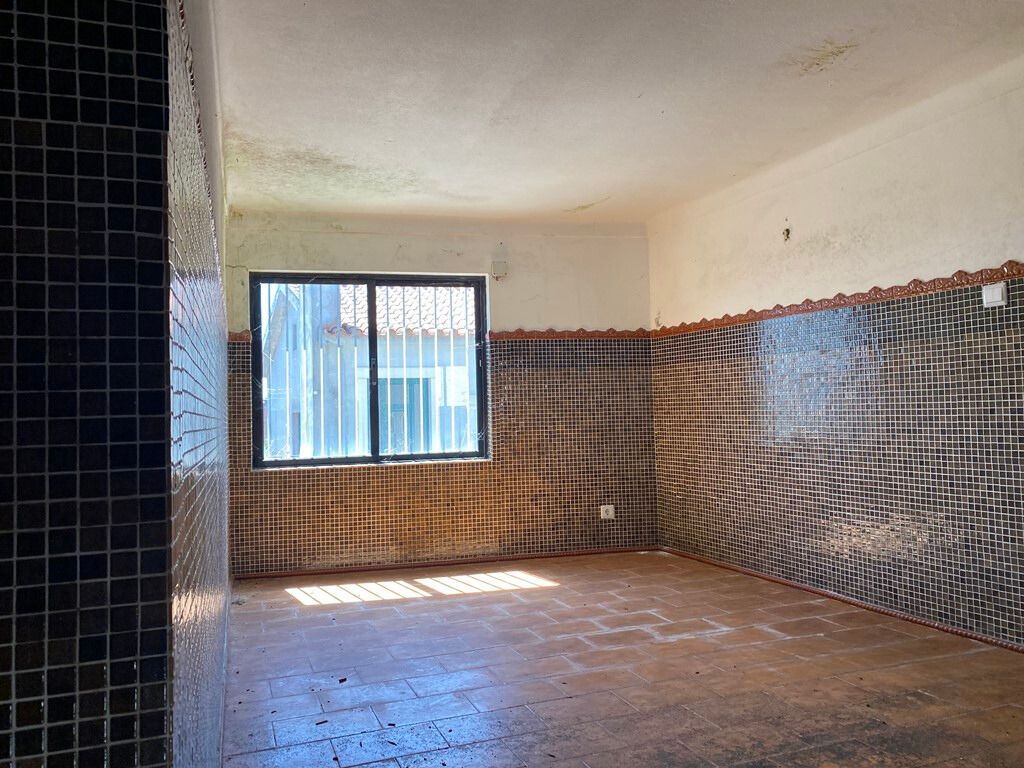 Moradia em Vila Nova da Barca - Image 4