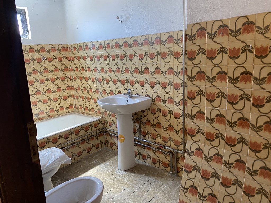Moradia em Vila Nova da Barca - Image 11