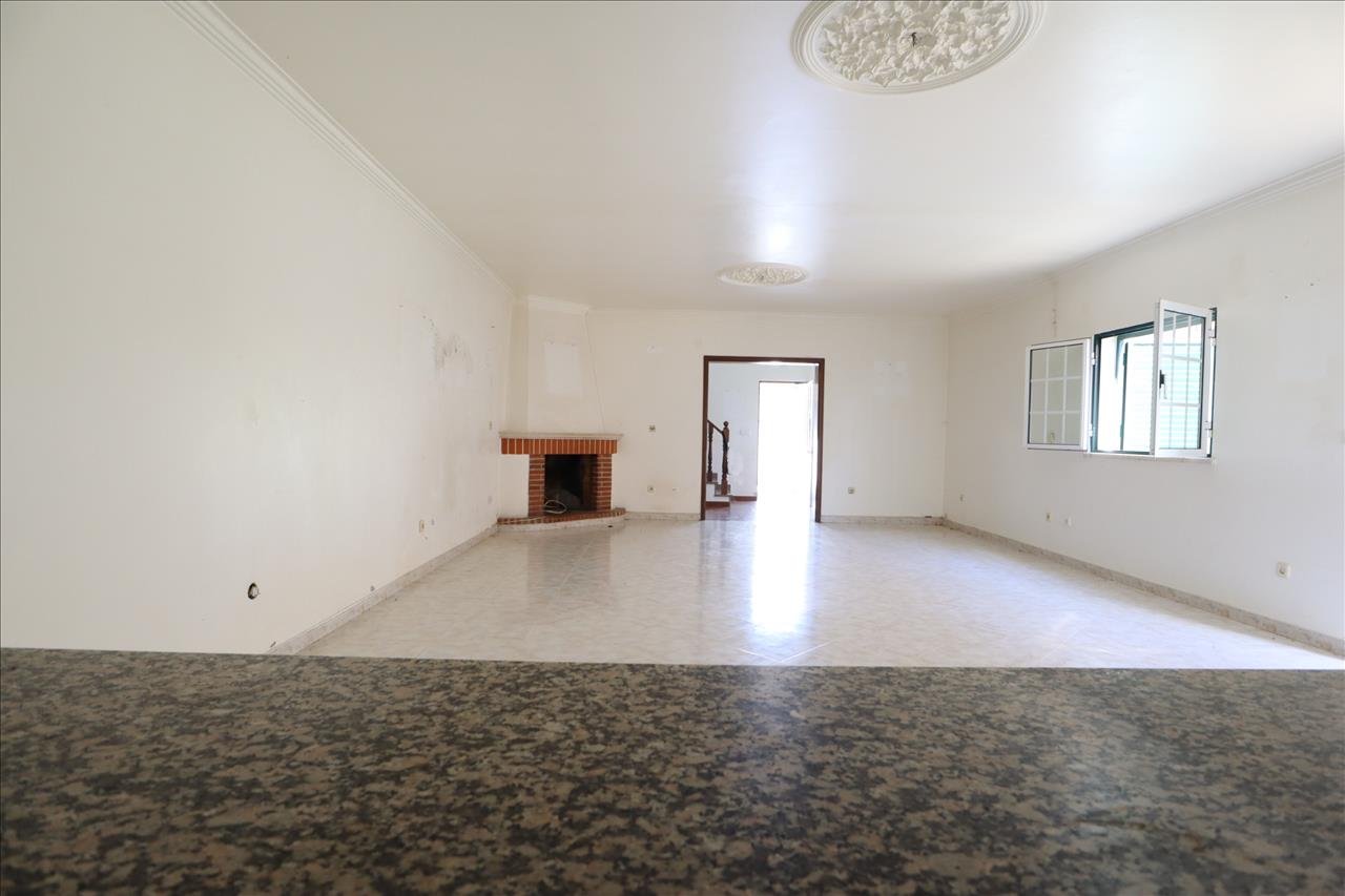 Moradia T2 em Ourém - Image 2