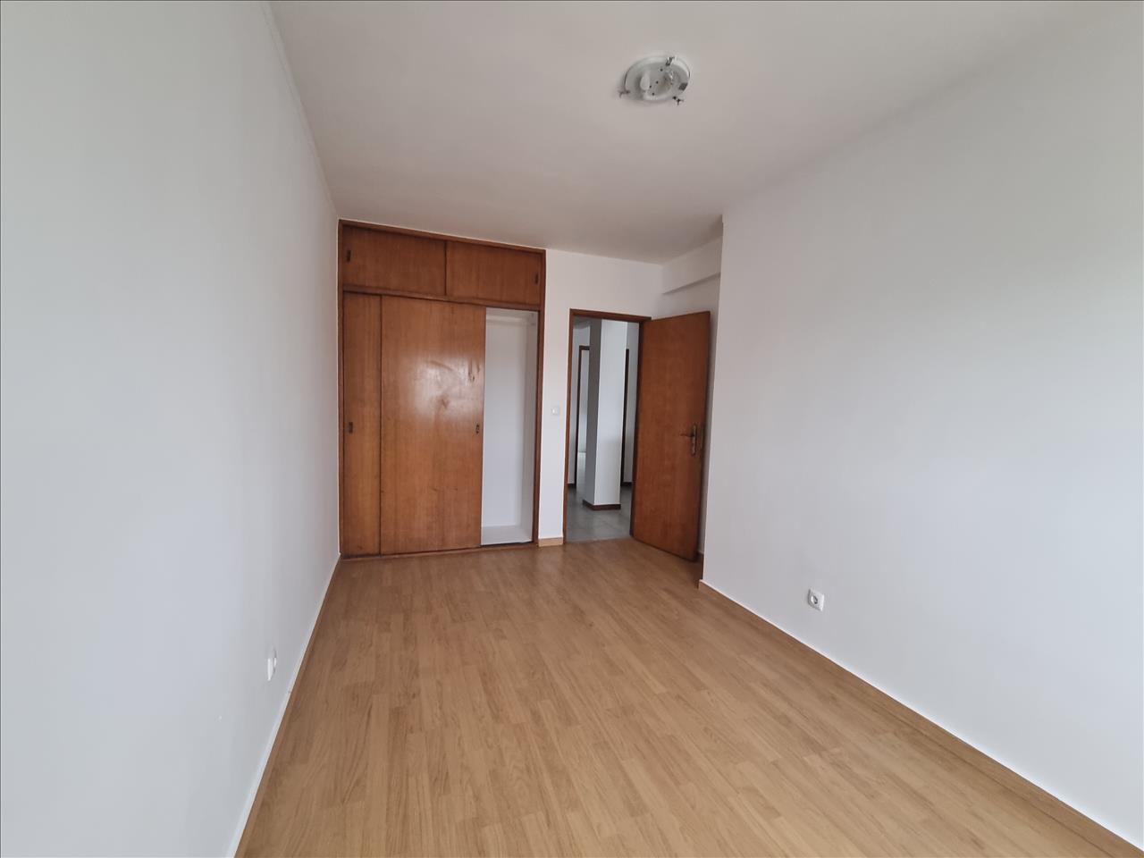 Apartamento T3 Carnaxide - Image 8
