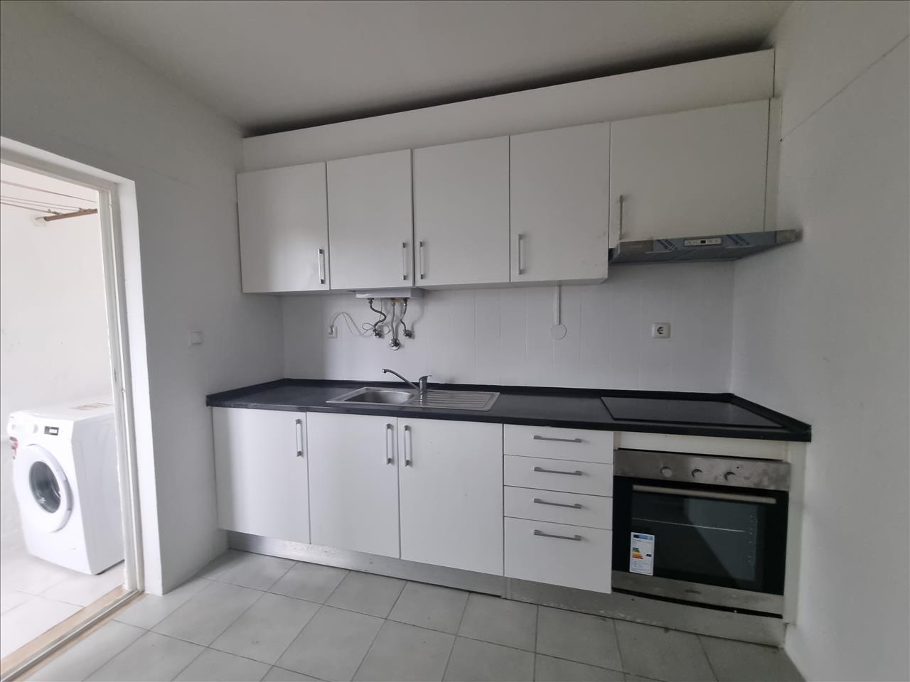 Apartamento T3 Carnaxide - Image 11