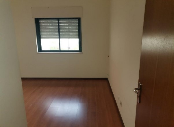 Apartamento T1 Alenquer  - Image 9