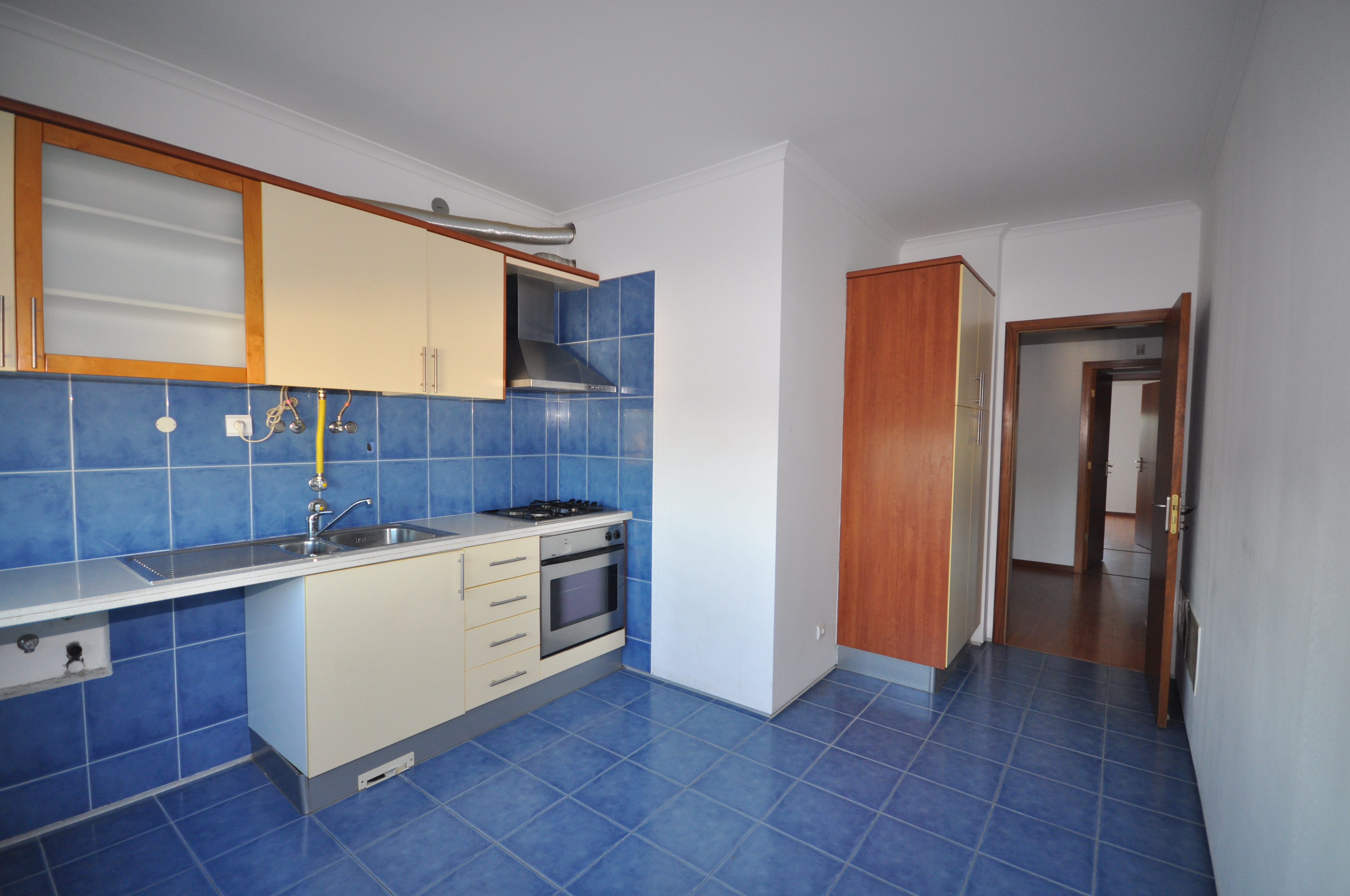 undefined - Image 6