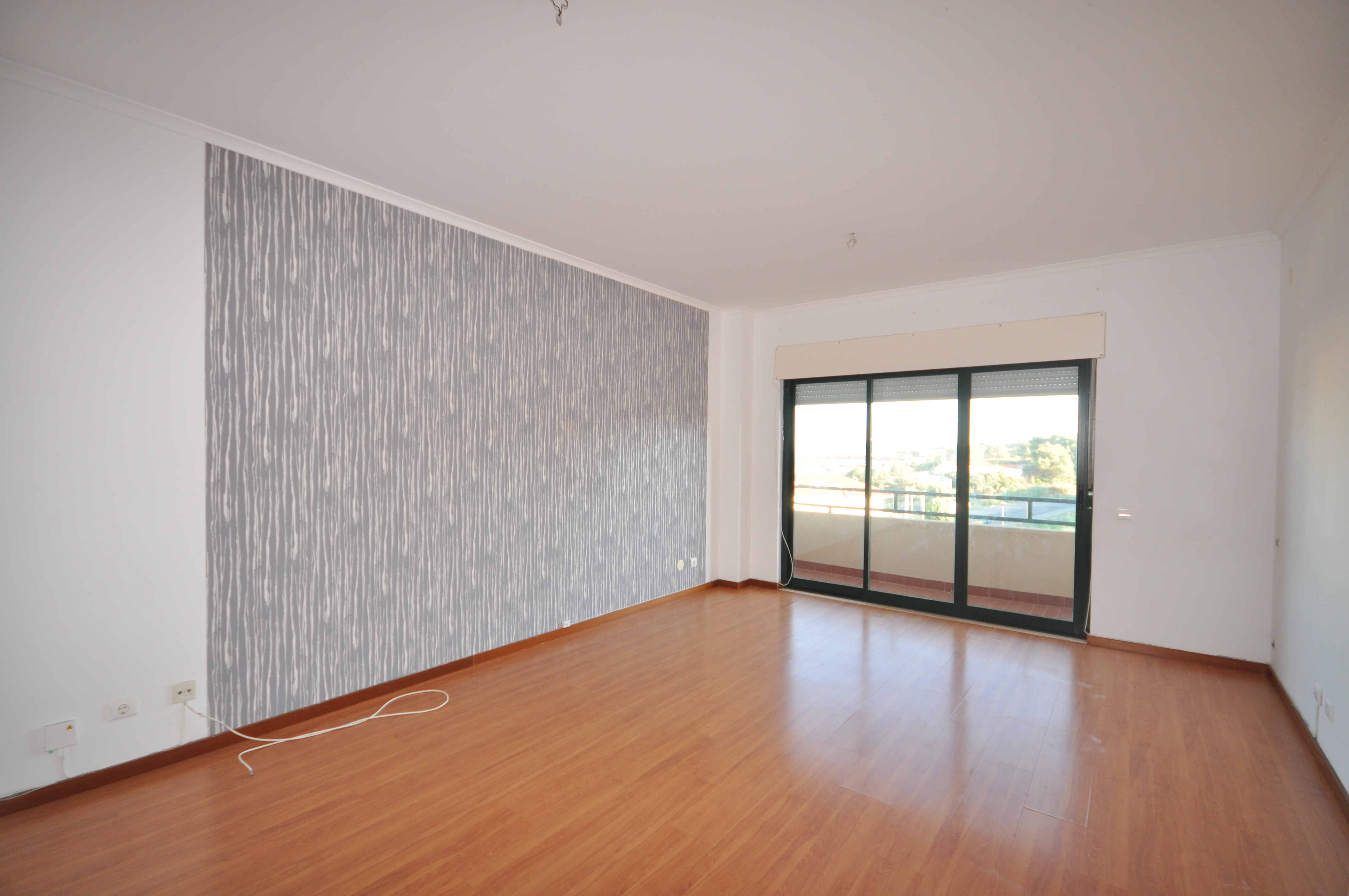 undefined - Image 3