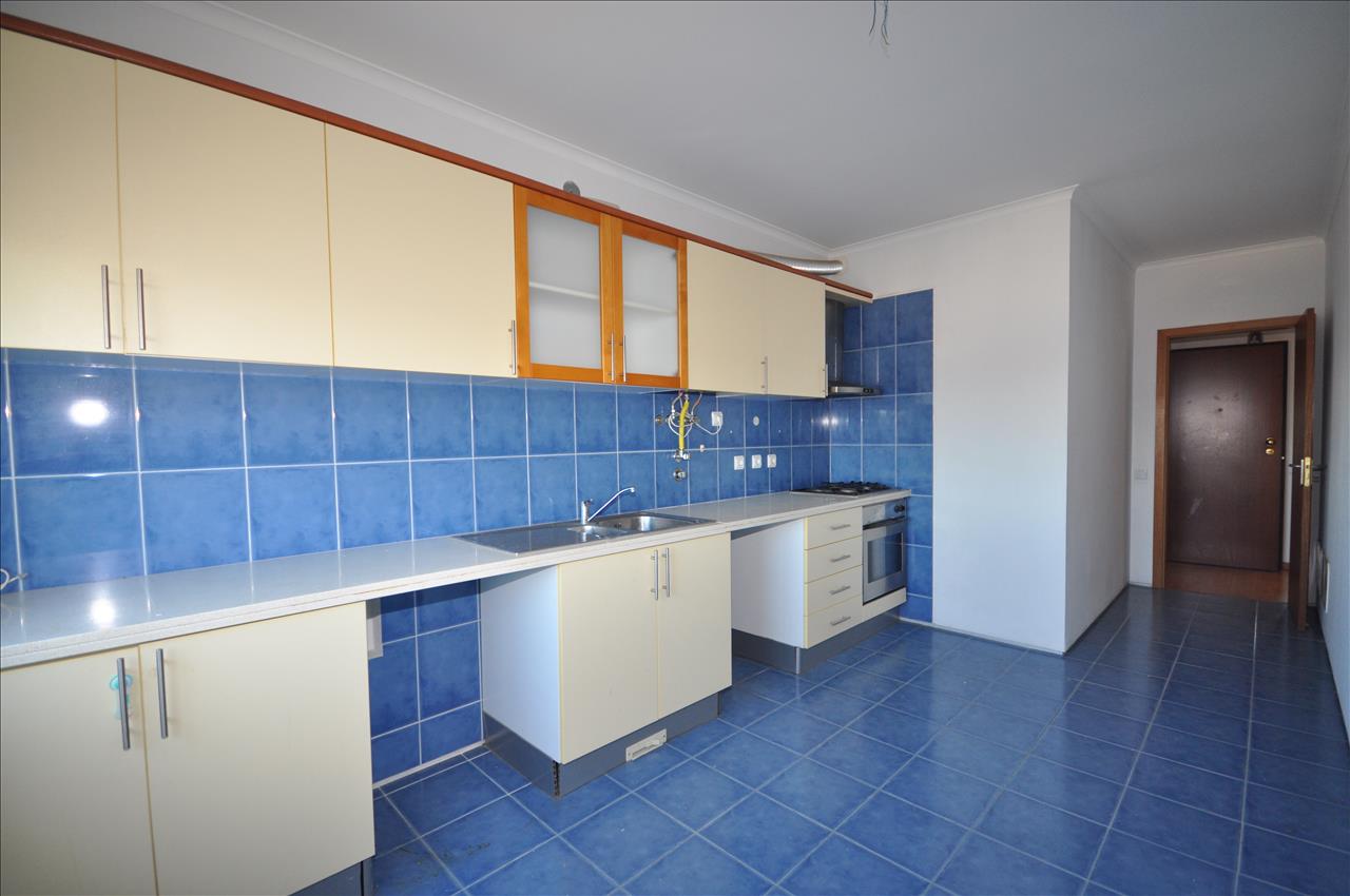 undefined - Image 9