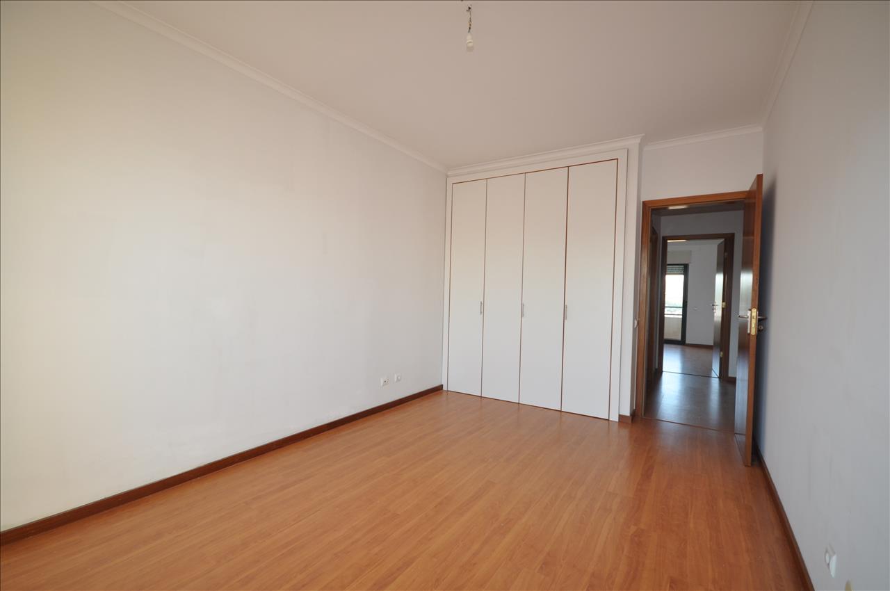 undefined - Image 11