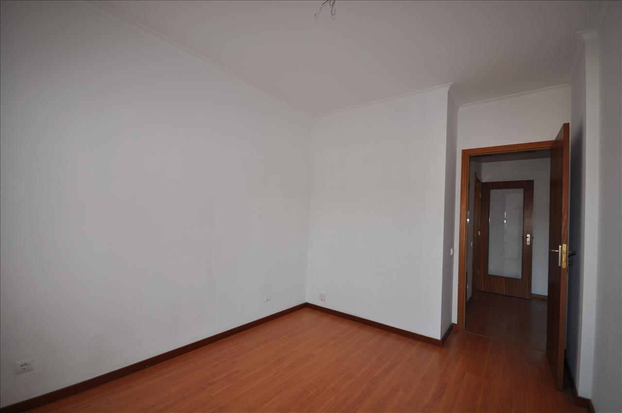 undefined - Image 21